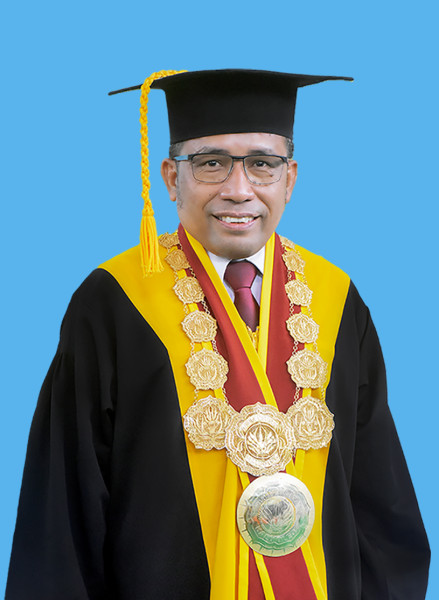 Prof. Dr. Muhammad Zamrun Firihu, S.Si., M.Si., M.Sc